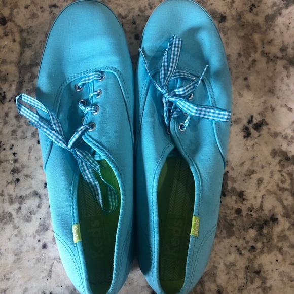 turquoise keds